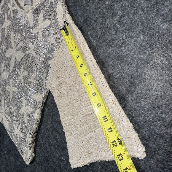 D. EXTERIOR Made in Italy Silver Metallic Floral Sparkle Knit Top Sweater Size M - Picture 5 of 12